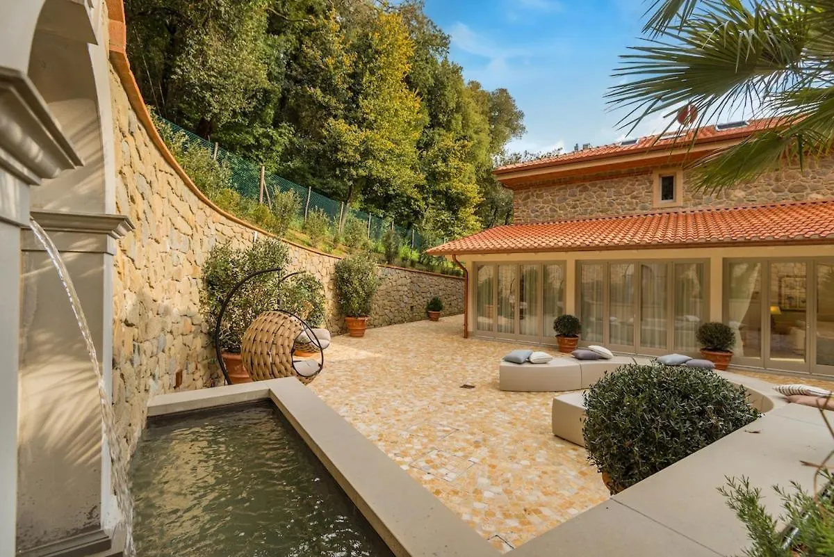 Diamond In The Hills Piscina Privata E Vasca Idromassaggio Villa Serravalle Pistoiese Italy