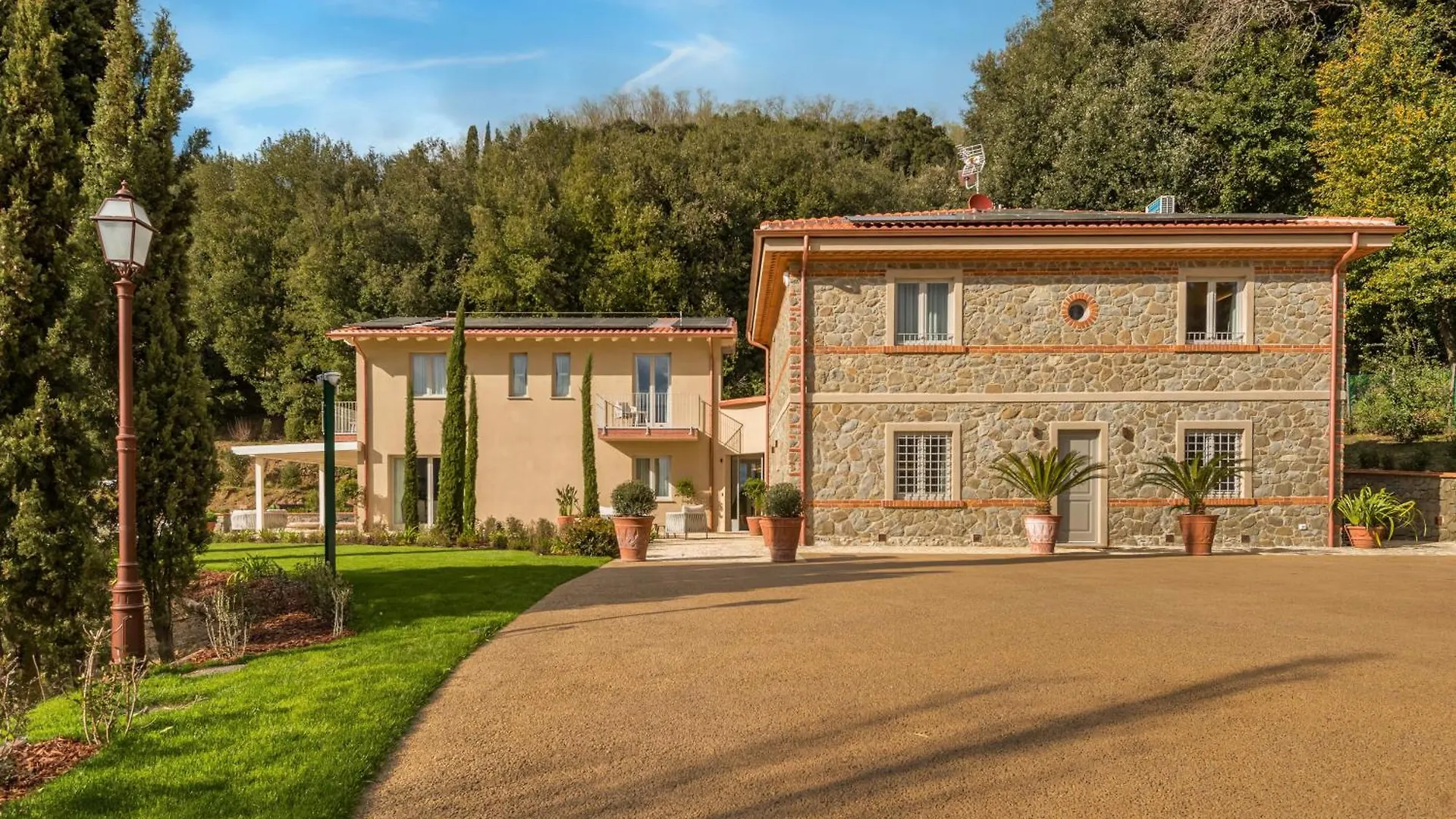 Diamond In The Hills Piscina Privata E Vasca Idromassaggio Villa Serravalle Pistoiese
